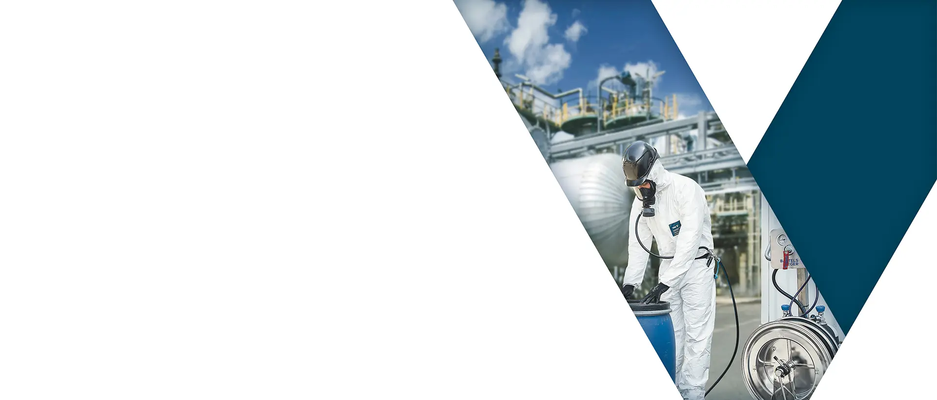 BartelsRieger Slider Arbeiter im Chemiepark